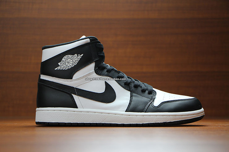 air jordan 1 black and white 2014