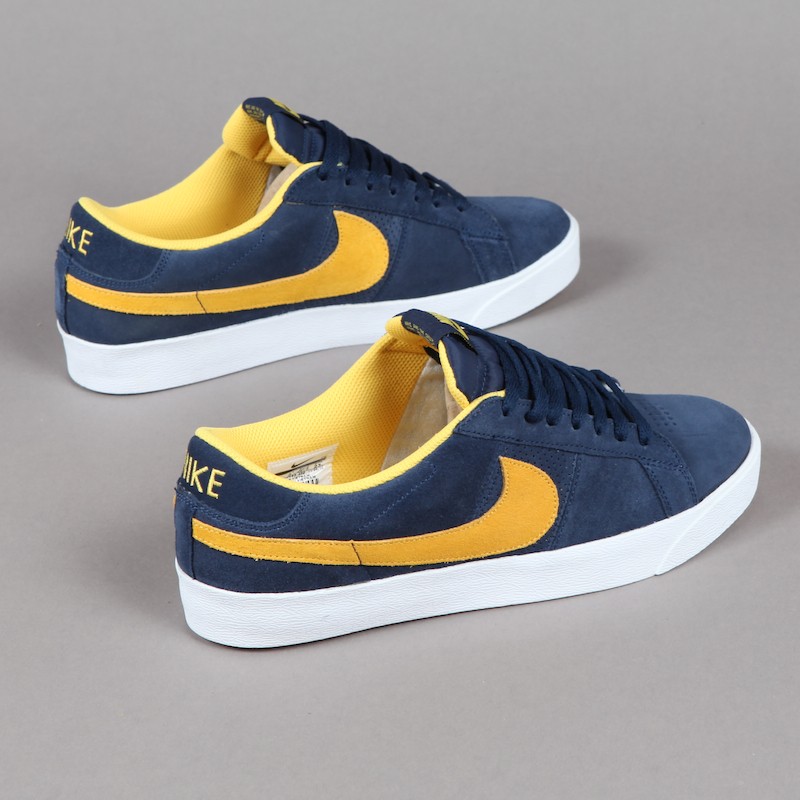 Nike SB Blazer Low CS Midnight Navy Varsity Maize 418539-400