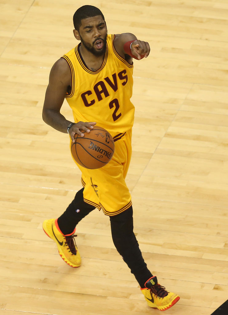 Kyrie Irving wearing Nike Kyrie 1 Yellow PE (2)