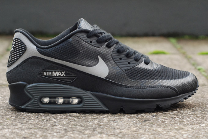 Nike air best sale max 90 hyperfuse