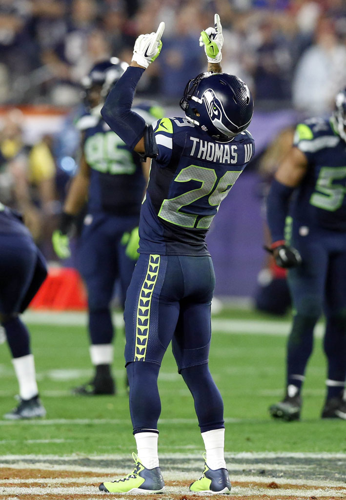 Earl Thomas wearing Jordan Super.Fly 3 Seahawks PE (1)