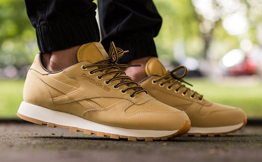 tan reebok classic