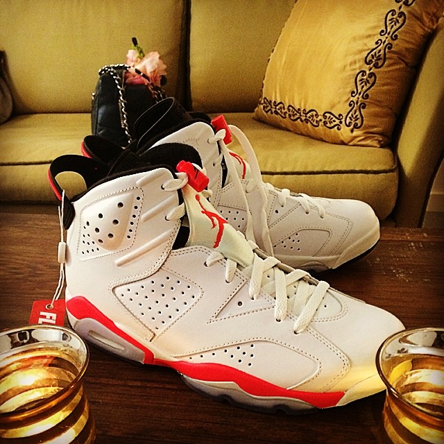 Big Boi Picks Up Air Jordan VI 6 White/Infrared