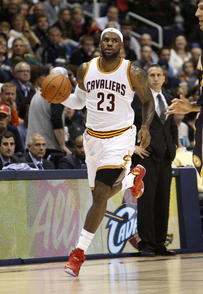 LeBron James wearing Nike LeBron XII 12 Cavs (1)