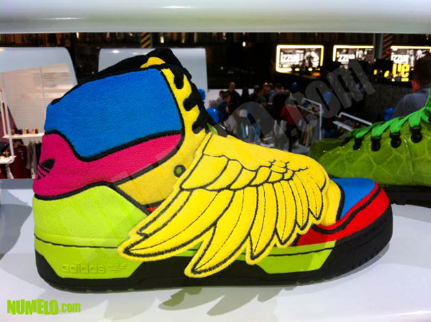 adidas Originals by Jeremy Scott - JS Wings Multicolor Fleece 