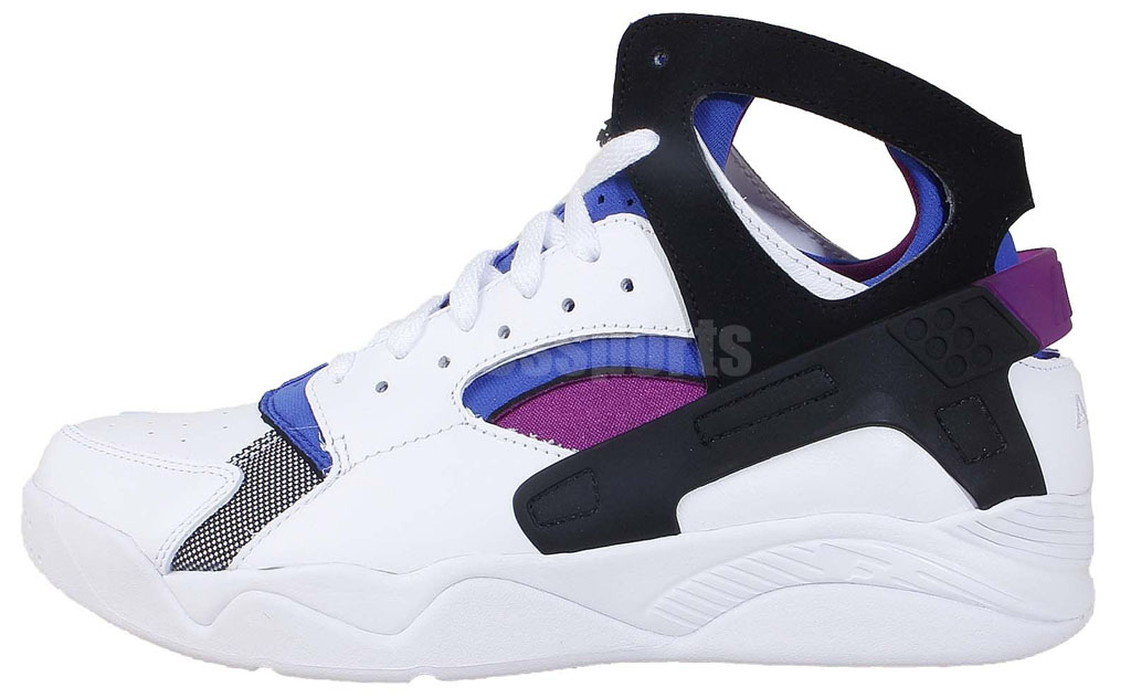 Nike Air Flight Huarache White/Black-Lyon Blue-Bold Berry 686203100 (1)