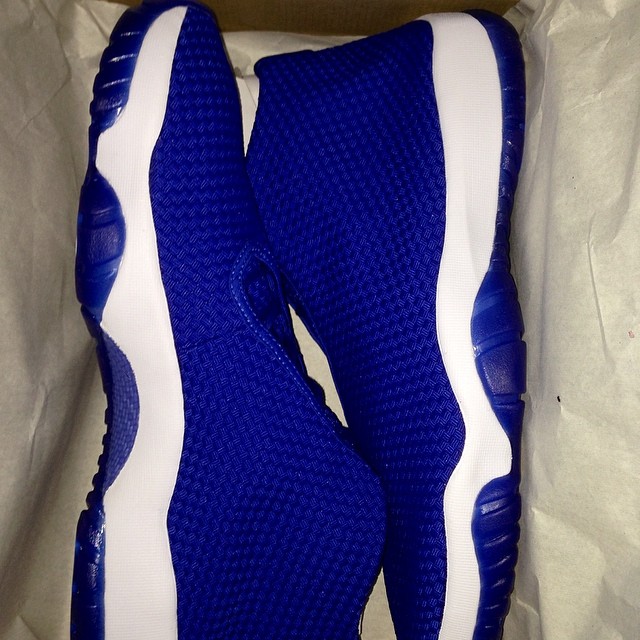 Warren Sapp Picks Up Air Jordan Future Royal