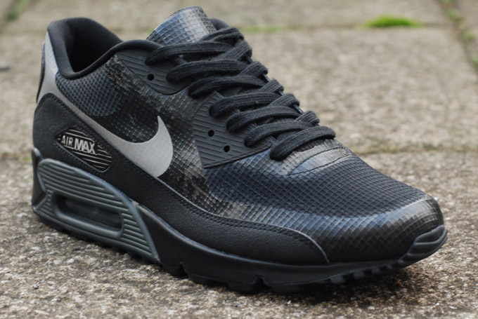 Nike air max store hyperfuse black