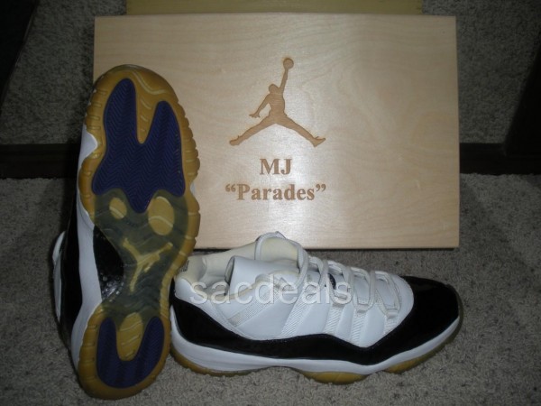 Concord 11 best sale yellow soles