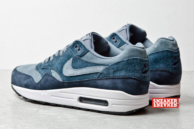 nike air max 1 blue suede