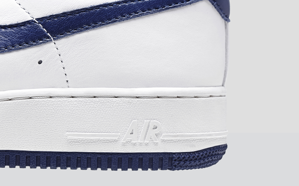 nike air force 1 toe box crease