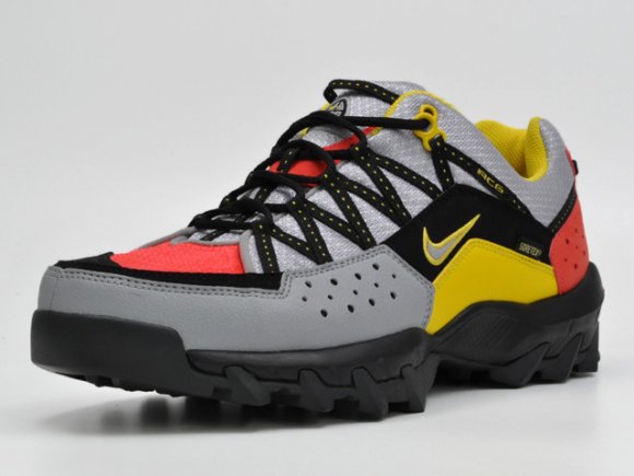 Nike ACG Takao GTX Mid & Low | Sole Collector