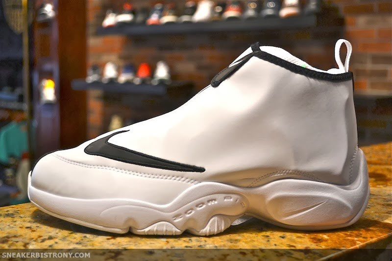 air zoom flight glove