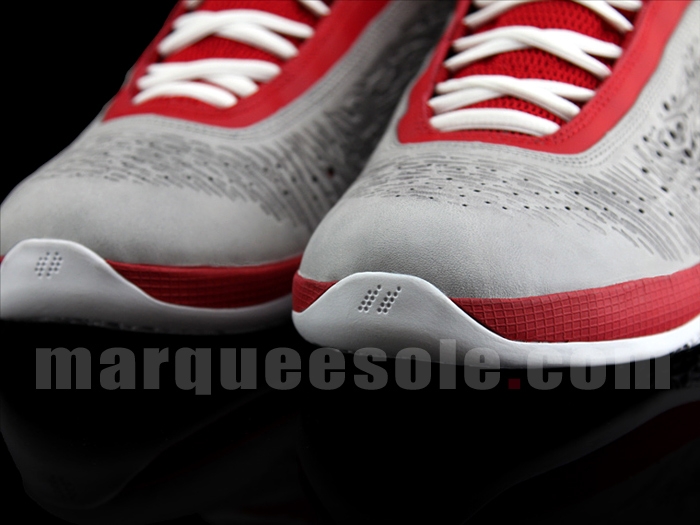 Air Jordan 2011 - Red Grey Whtie