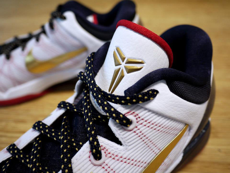 nike kobe 7 gold