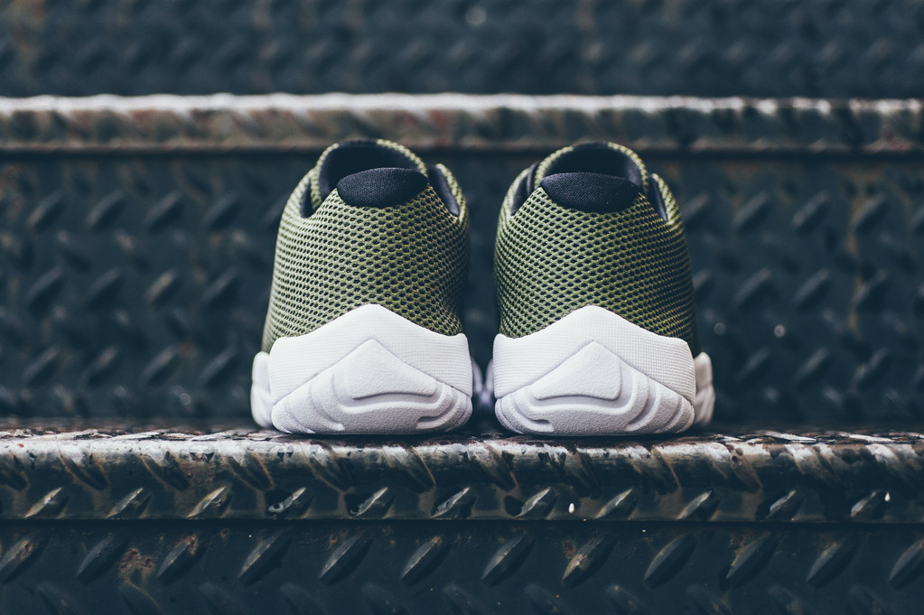 jordan future low olive