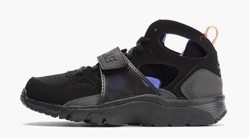 nike air trainer huarache high