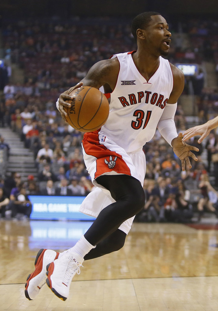 dwyane wade wearing jordans