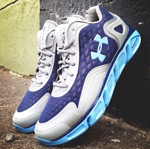 Under armour spine hot sale basketball shoes