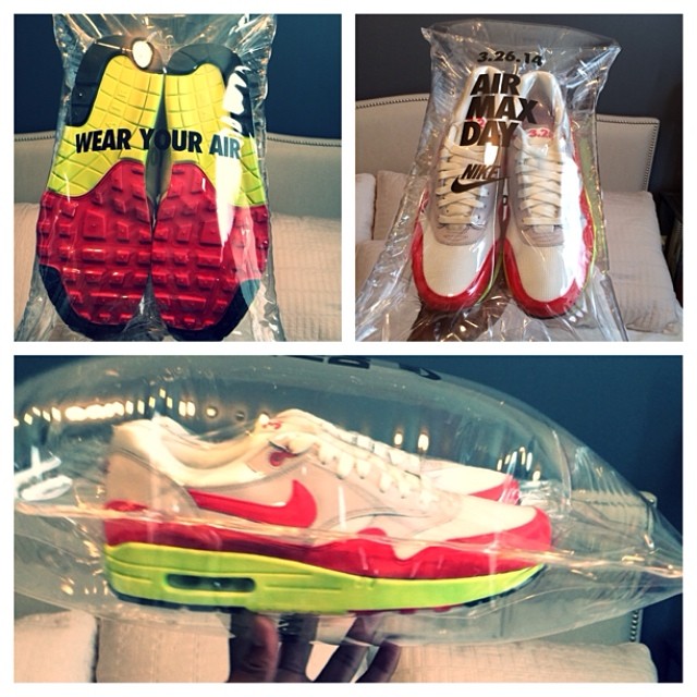 Victor Cruz Picks Up Nike Air Max 1 Air Max Day