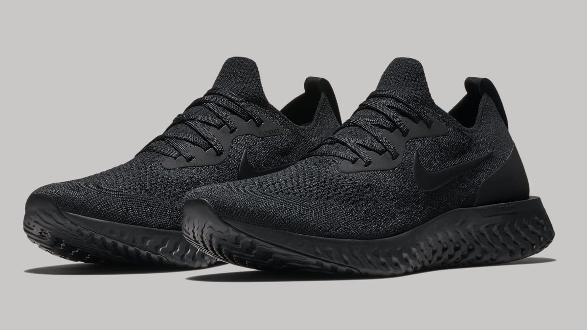 flyknit triple black