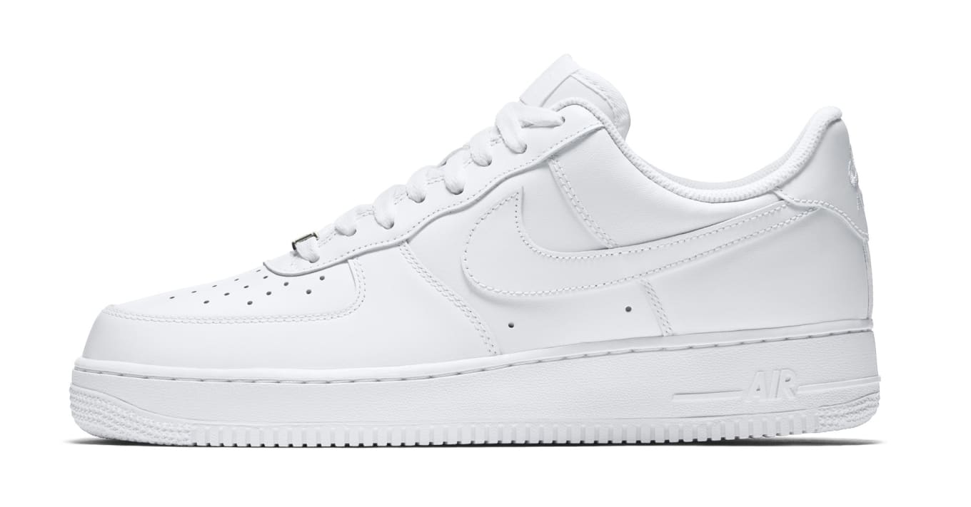 nike white shoes 2018