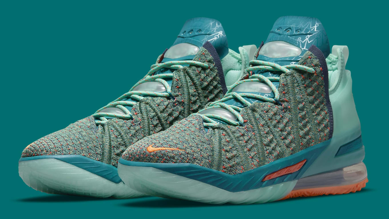 womens nike tr