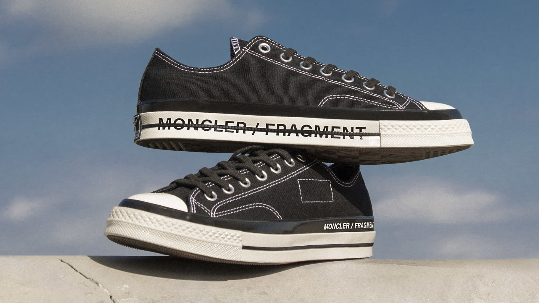 モンクレールのシューズ袋CT70 converse × moncler × fragment スニーカー