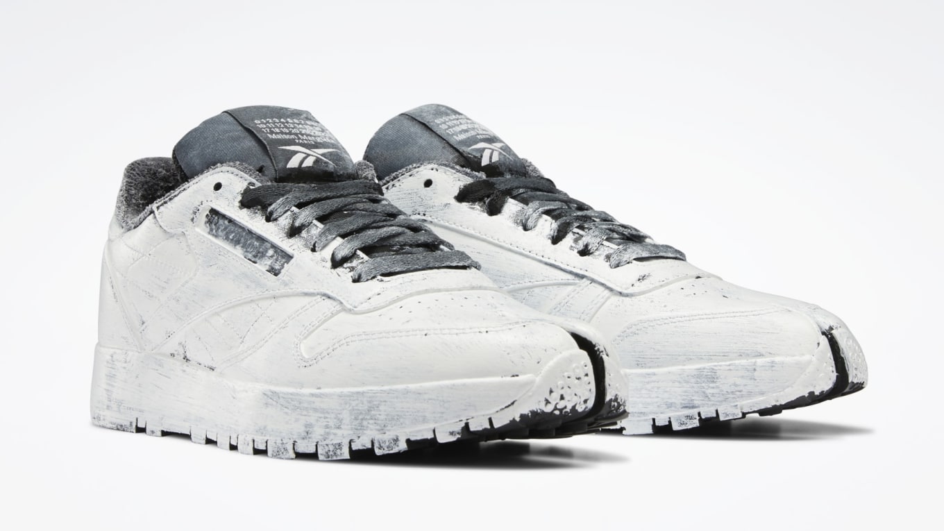 Maison margiela x reebok classic leather tabi 2021