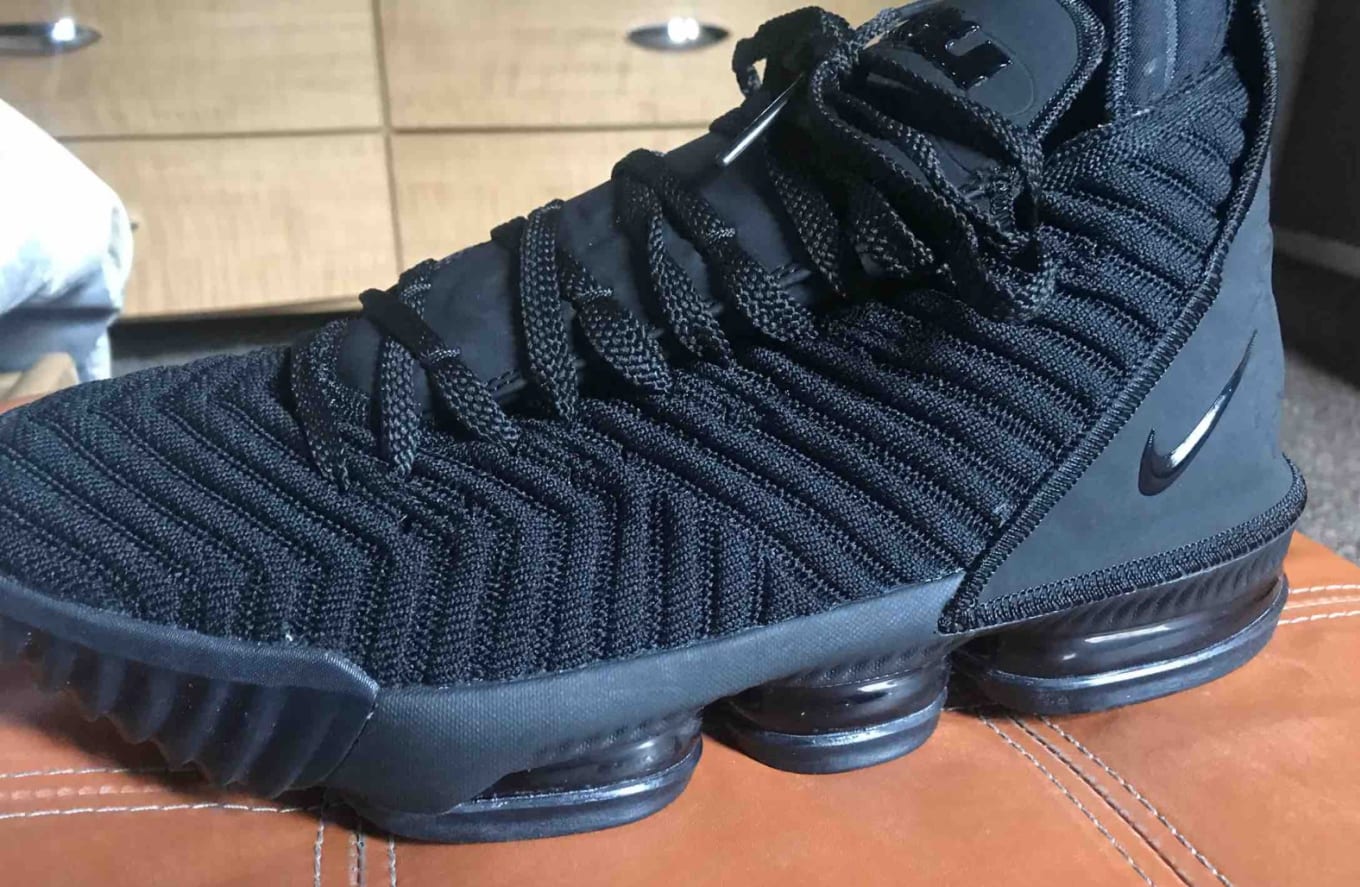 lebron 16 black low