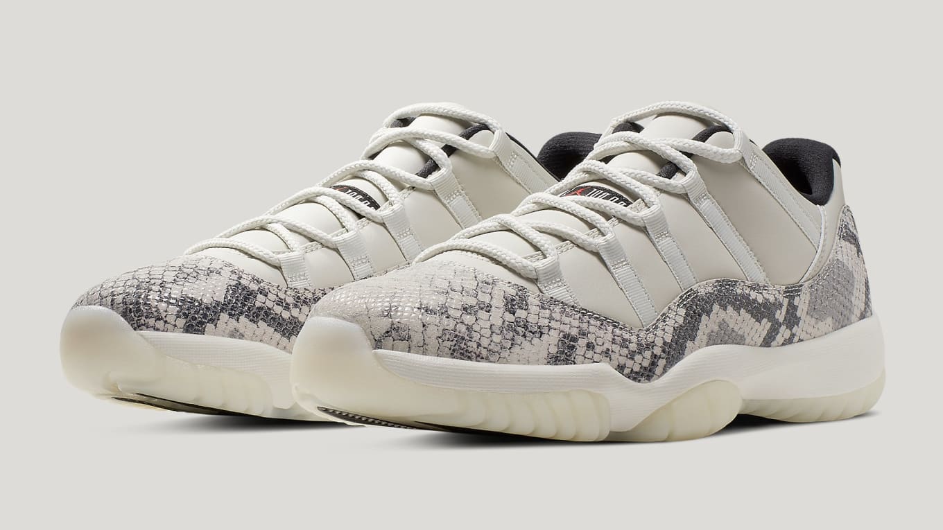Air jordan 11 snake skin hotsell