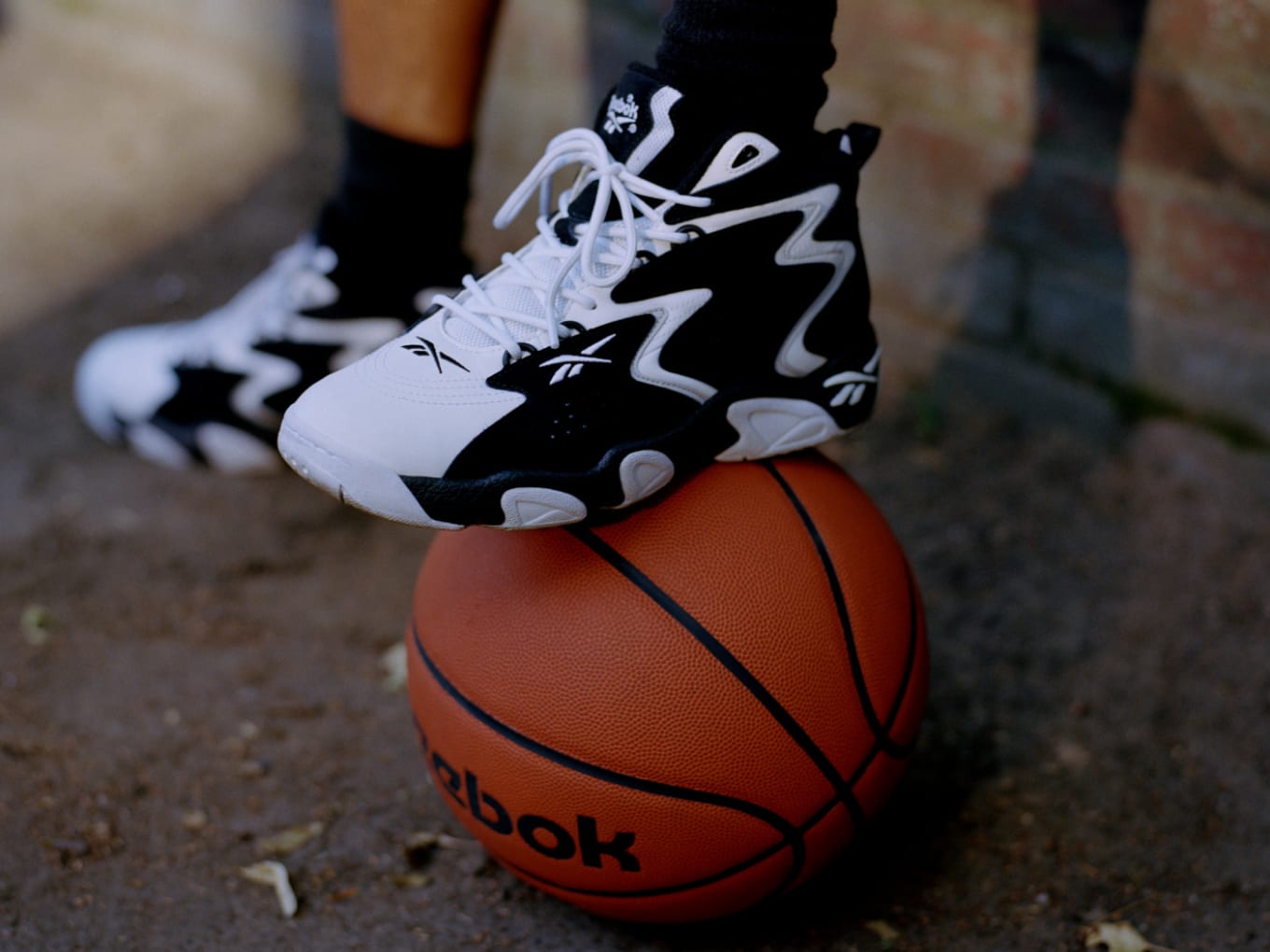 90s reebok sneakers