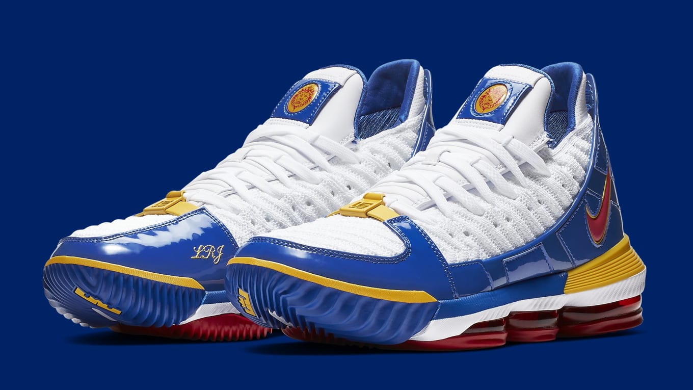 lebron xvi superman