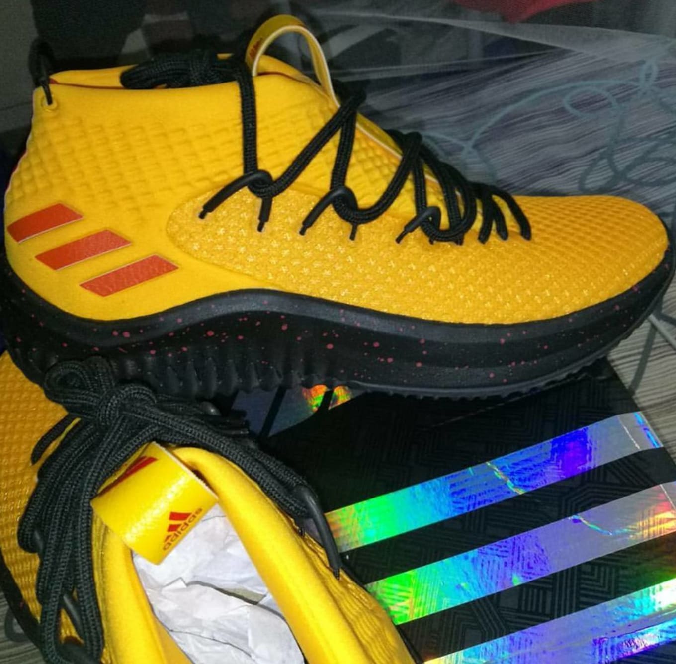 adidas dame 4 yellow