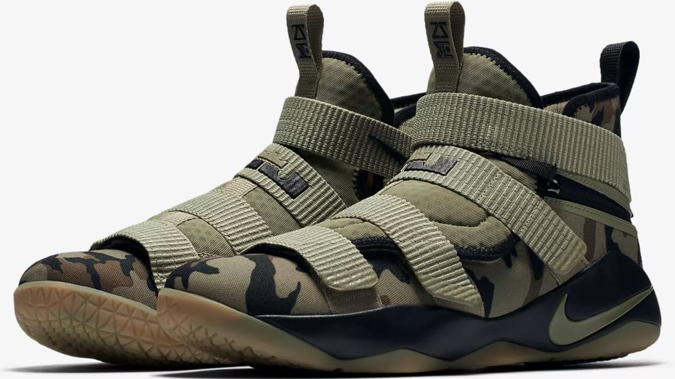 Lebron james soldier 11 camo clearance
