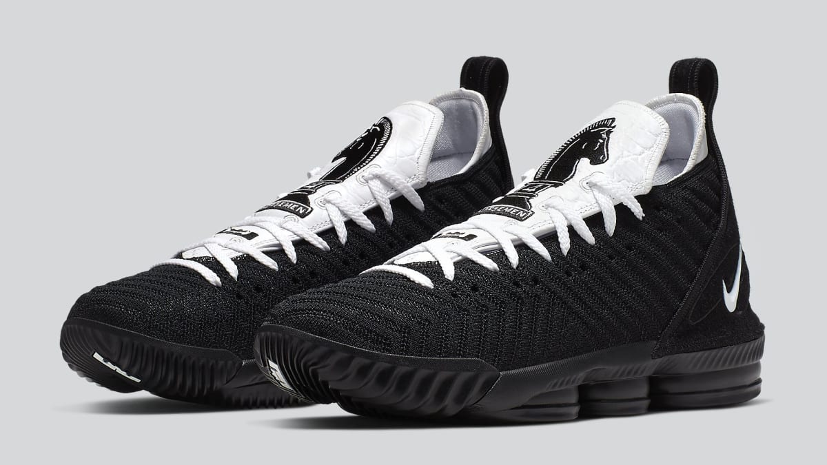 lebron 16 tennis shoes