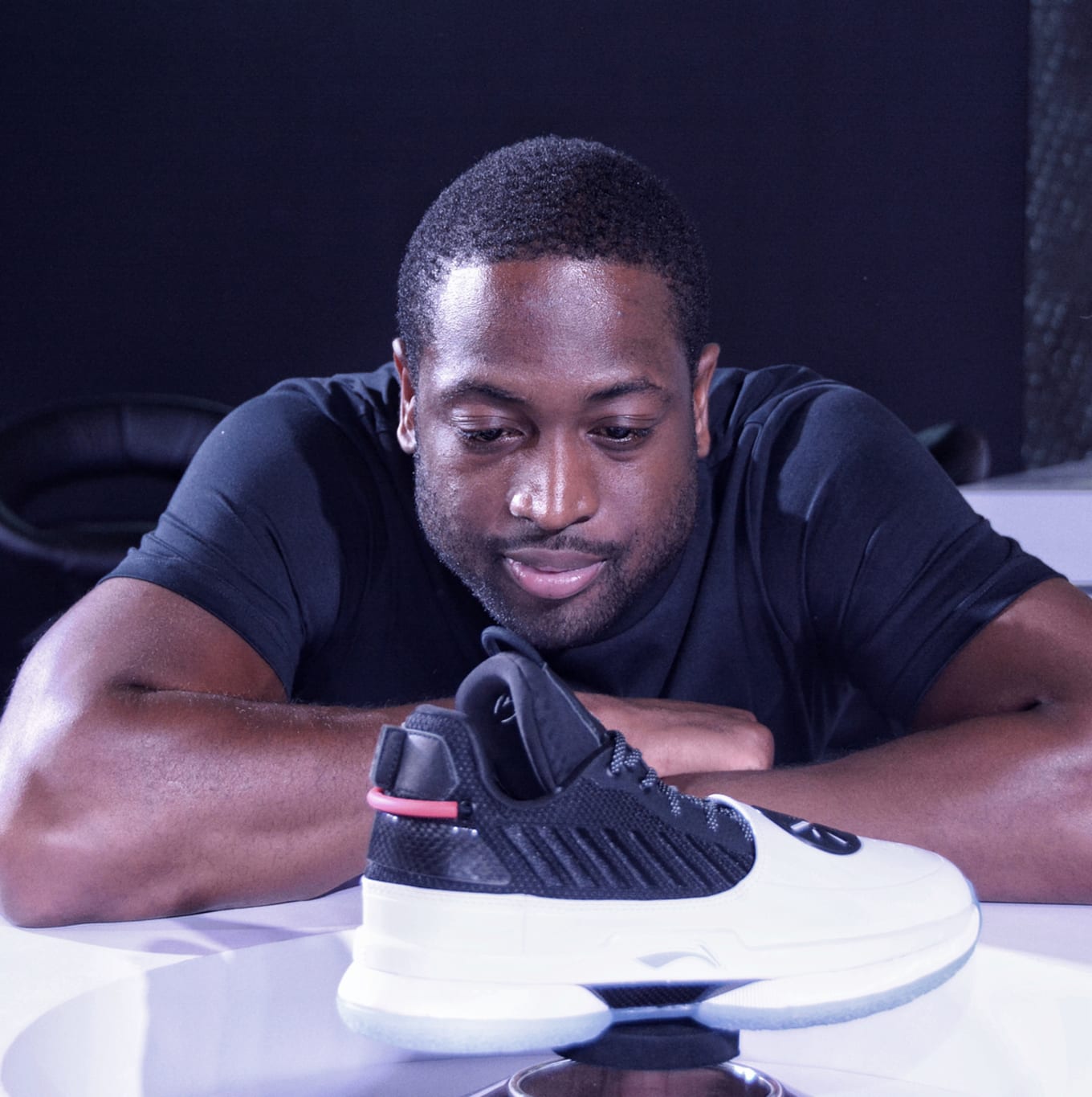 dwyane wade signature shoes Cinosural International School