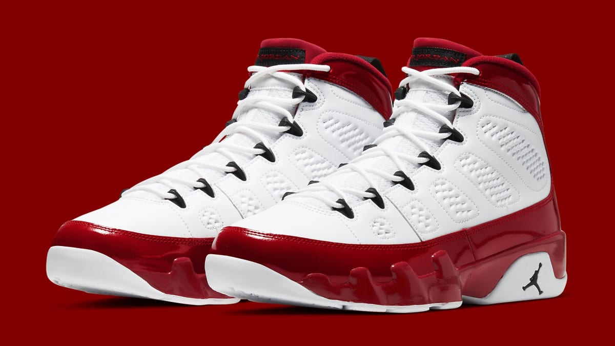 gym red 9s on feet