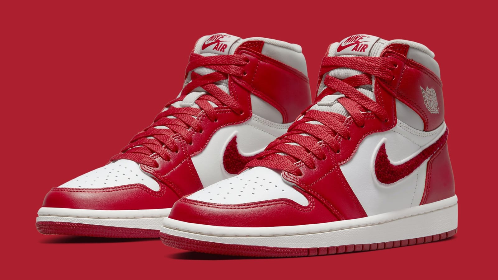air-jordan-1-high-og-womens-chenille-red-dj4891-061-pair