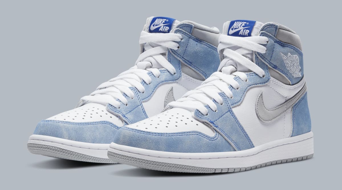 Air Jordan 1 Retro High OG 'Hyper Royal' 555088-402 Release Date | Sole