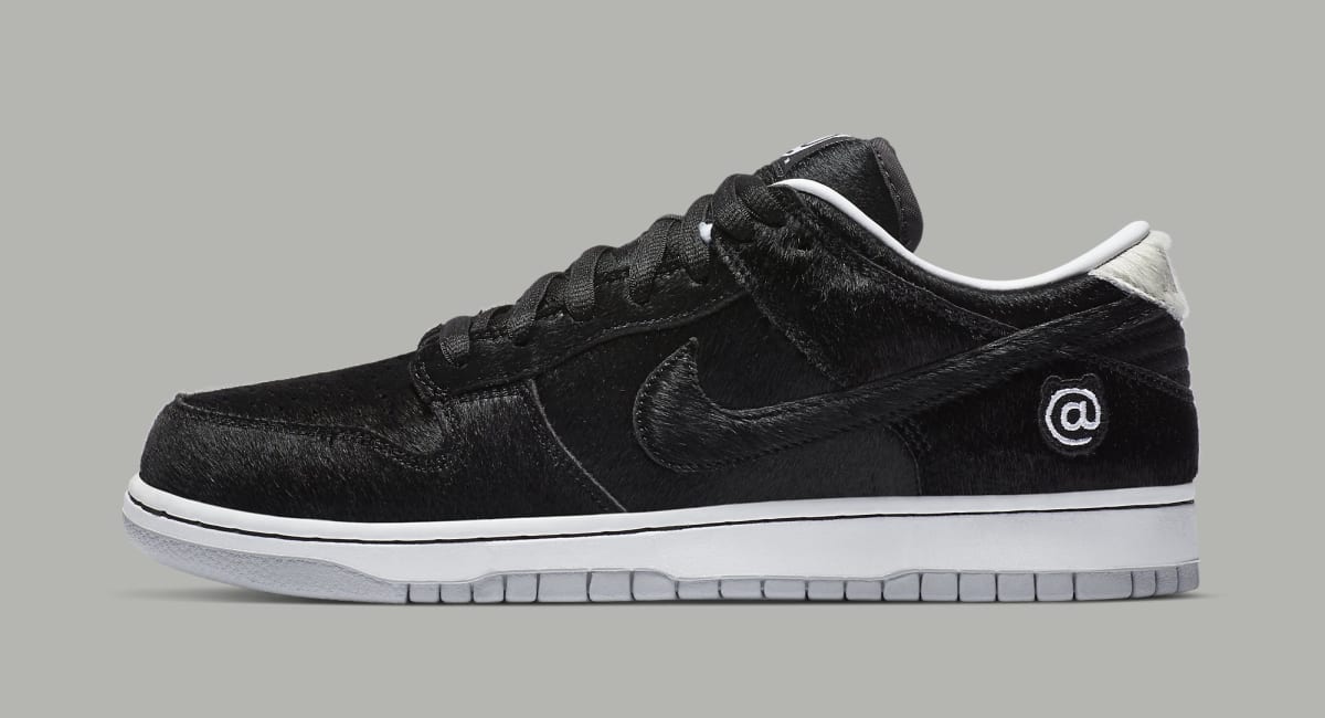 bearbrick nike sb black