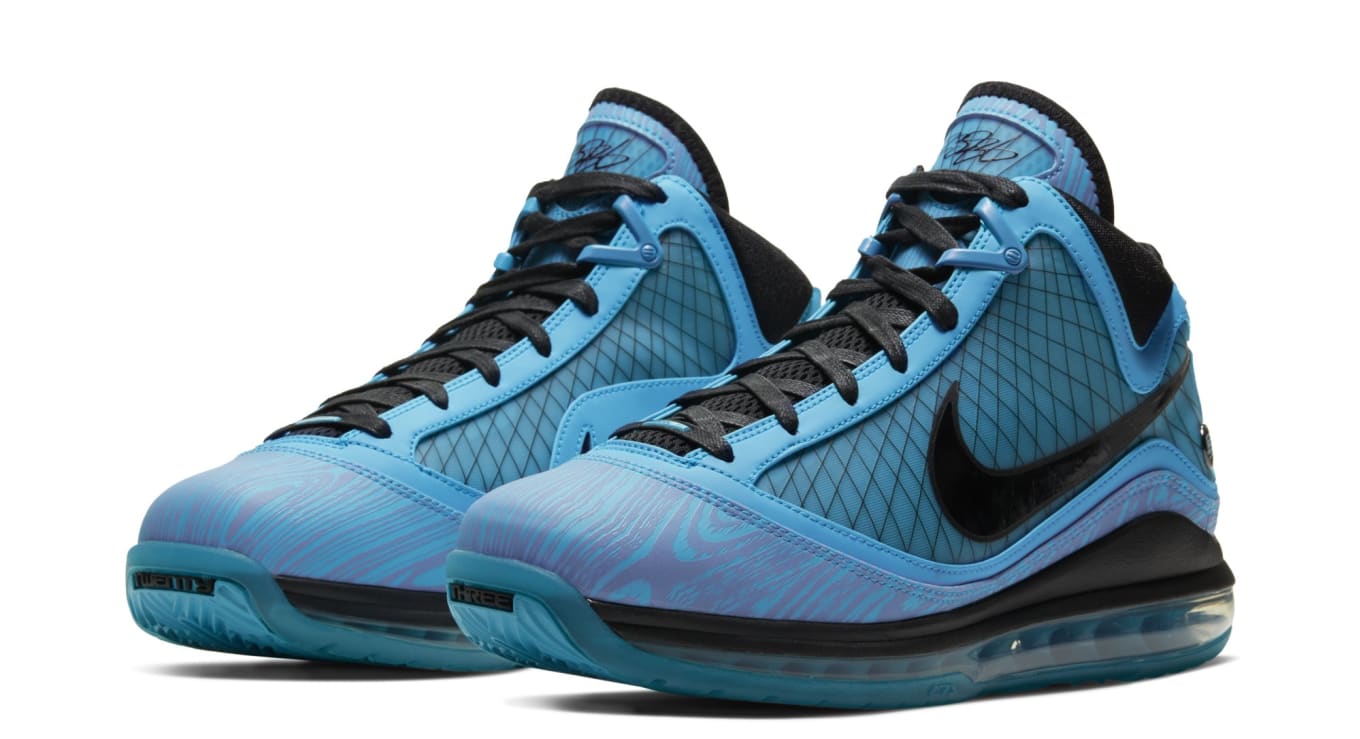 lebron 7 release date