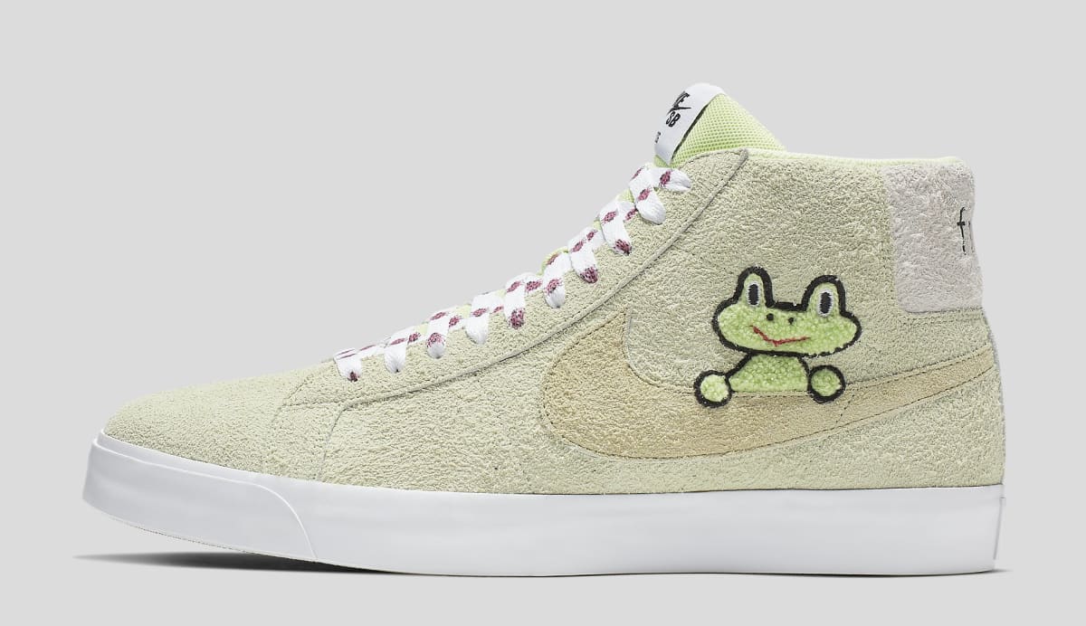 frog skateboard nike blazer