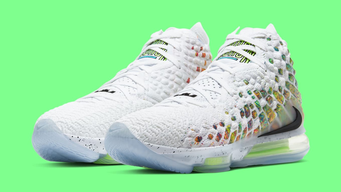 Nike LeBron 17 Command Force Release 