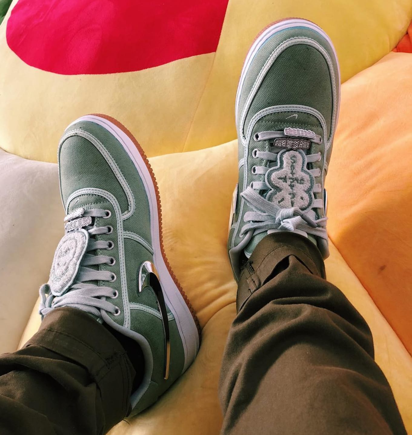 travis scott shoes green
