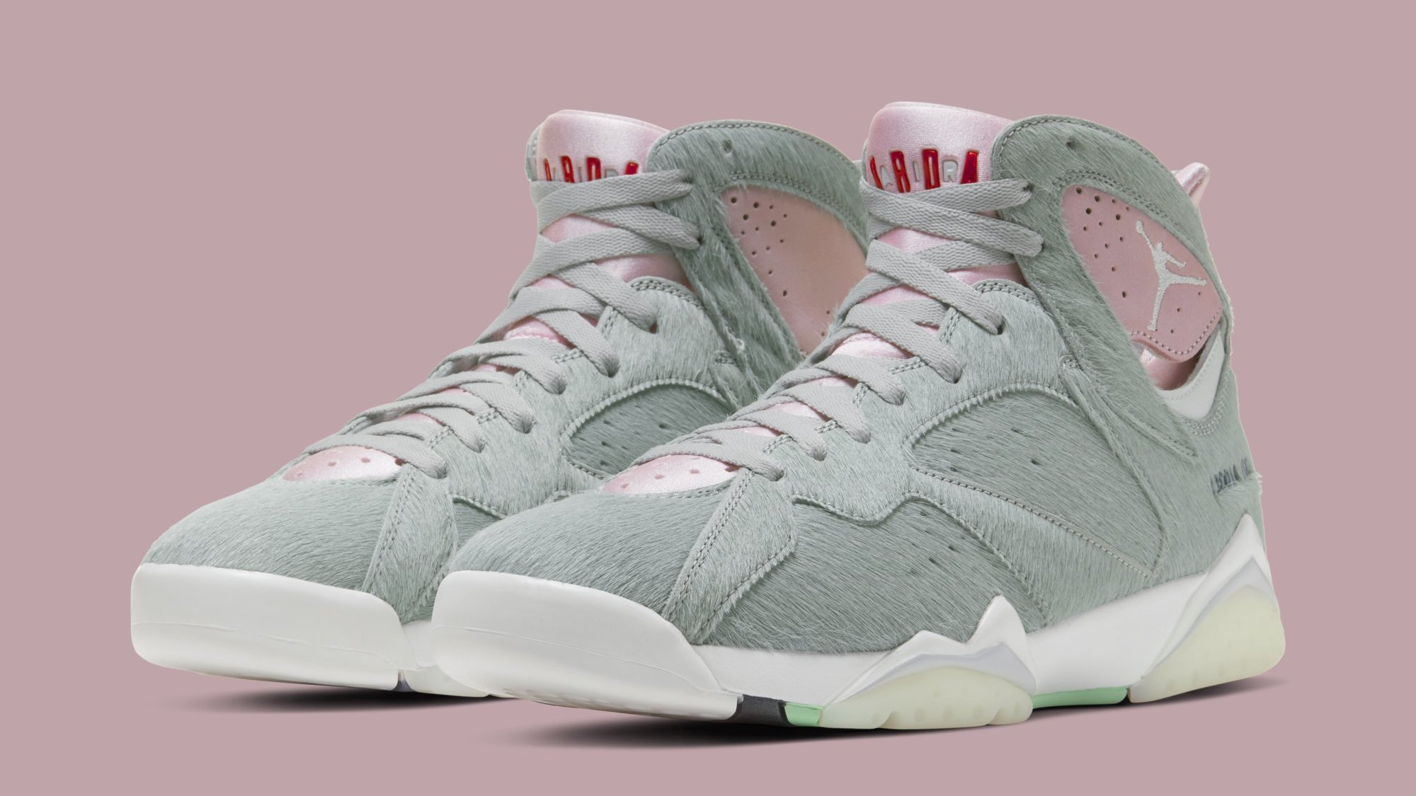 Air Jordan 7 Retro 'Hare 2.0' Apr. 2020 