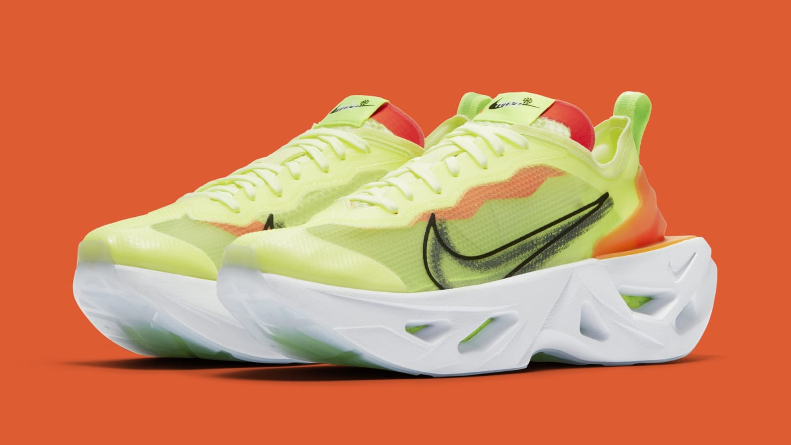 women's kelly green nike shoes