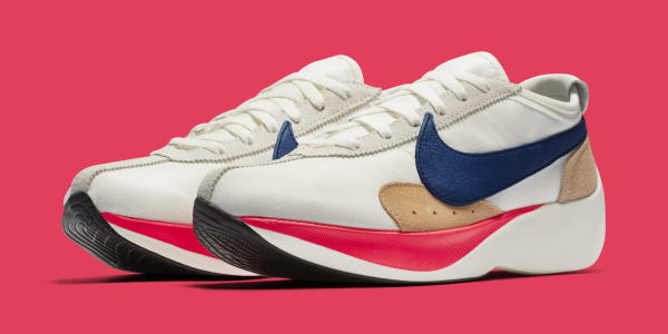 Nike moon racer footlocker clearance