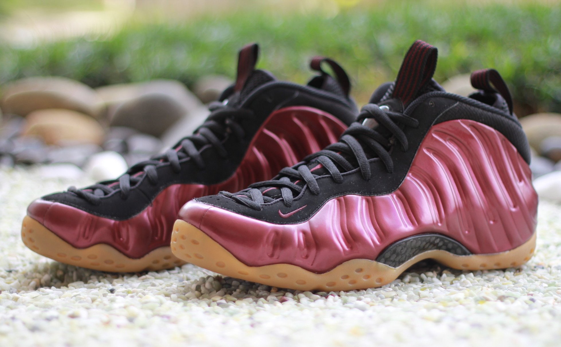 nike foamposite burgundy 