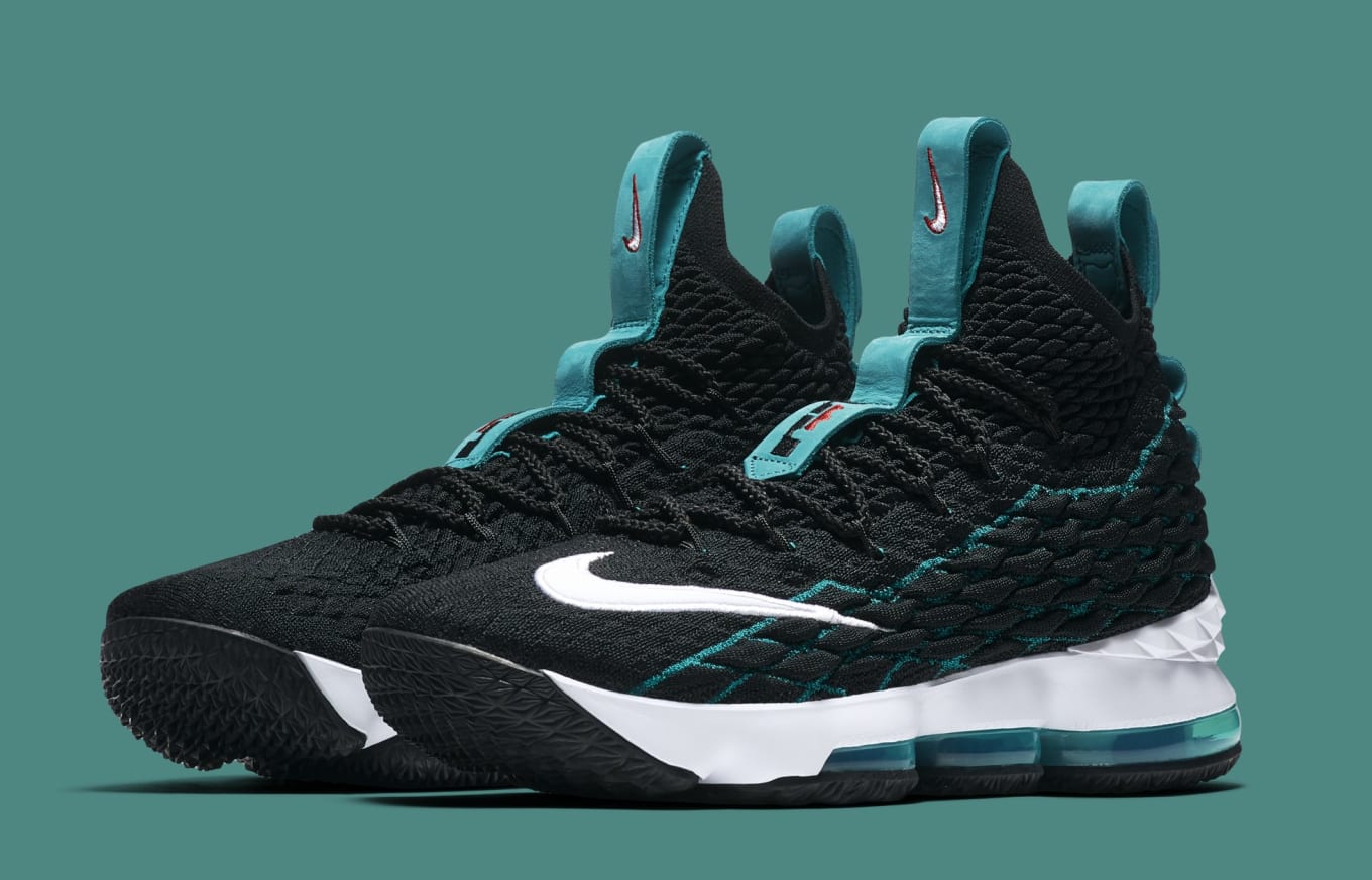 nike lebron 15 griffey